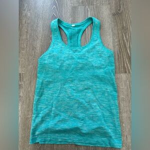 Lululemon swiftly tech tank top size 6